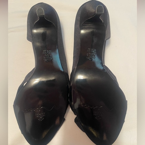 Nina,  Black Women's Shoes - Picture 9 of 11